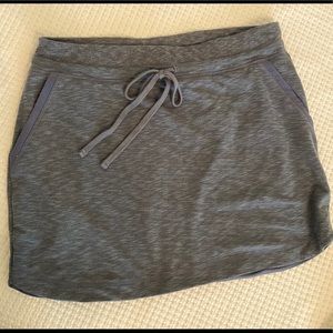 Athleta cotton blend skirt with pockets, sz large